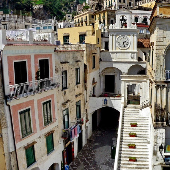História de Atrani