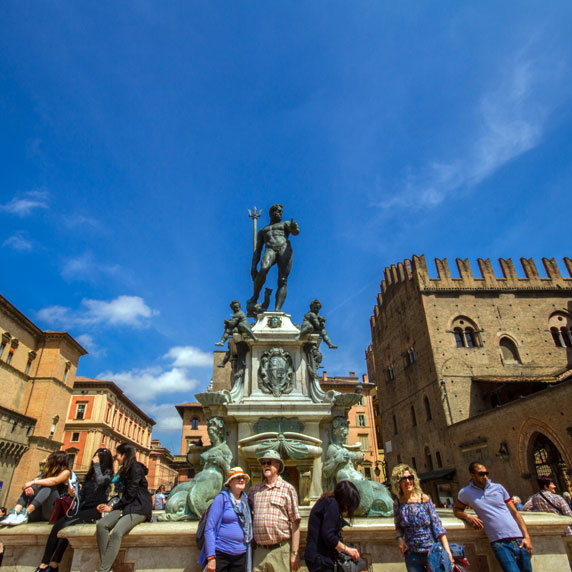 Piazza del Nettuno em Bolonha