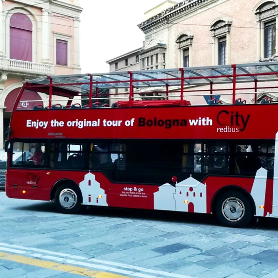 Como se Locomover em Bolonha de Ônibus
