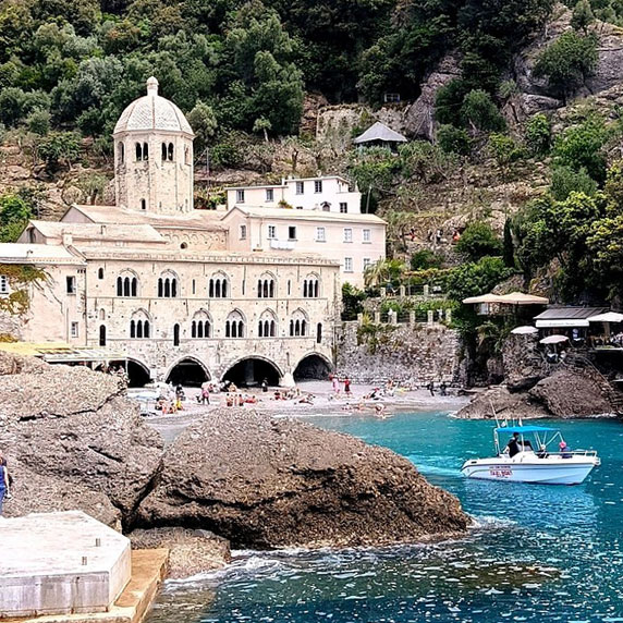 Abadia de San Fruttuoso de Capodimonte em Camogli