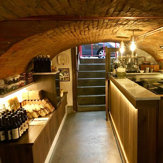 Trattorias e Gastronomia Econômica