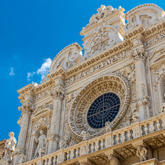 Fachada da Basílica de Santa Croce em Lecce