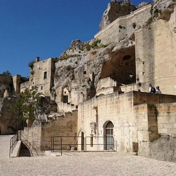 Casa Grotta di Vico Solitario