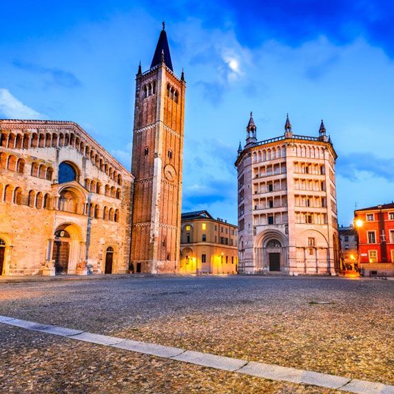 Piazza del Duomo e Baptistério de Parma