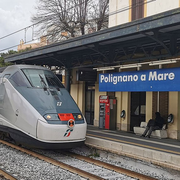 Trem do Aeroporto para Bari Centrale