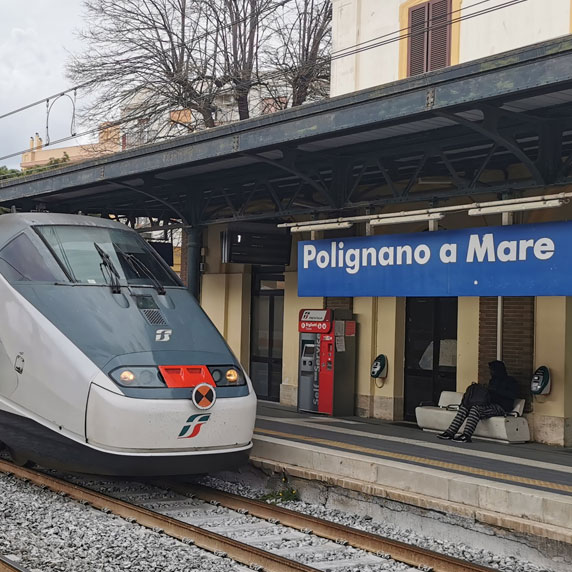 O trem é a opção mais prática e econômica