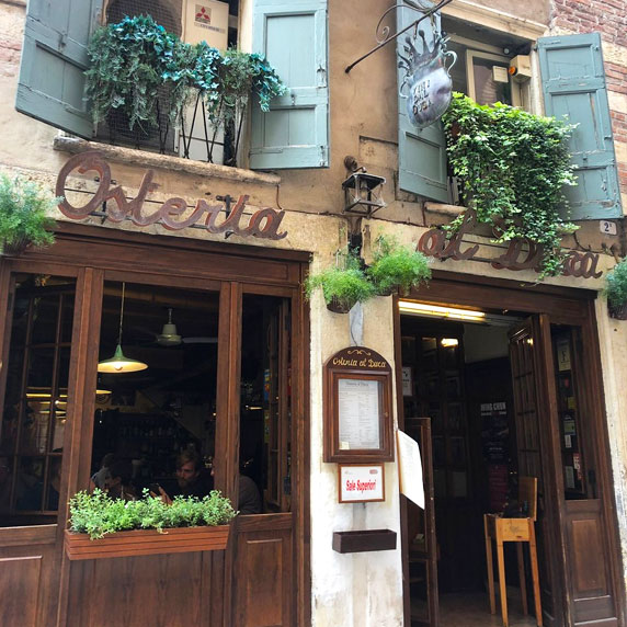 Osterias e Cantinhos Econômicos em Verona